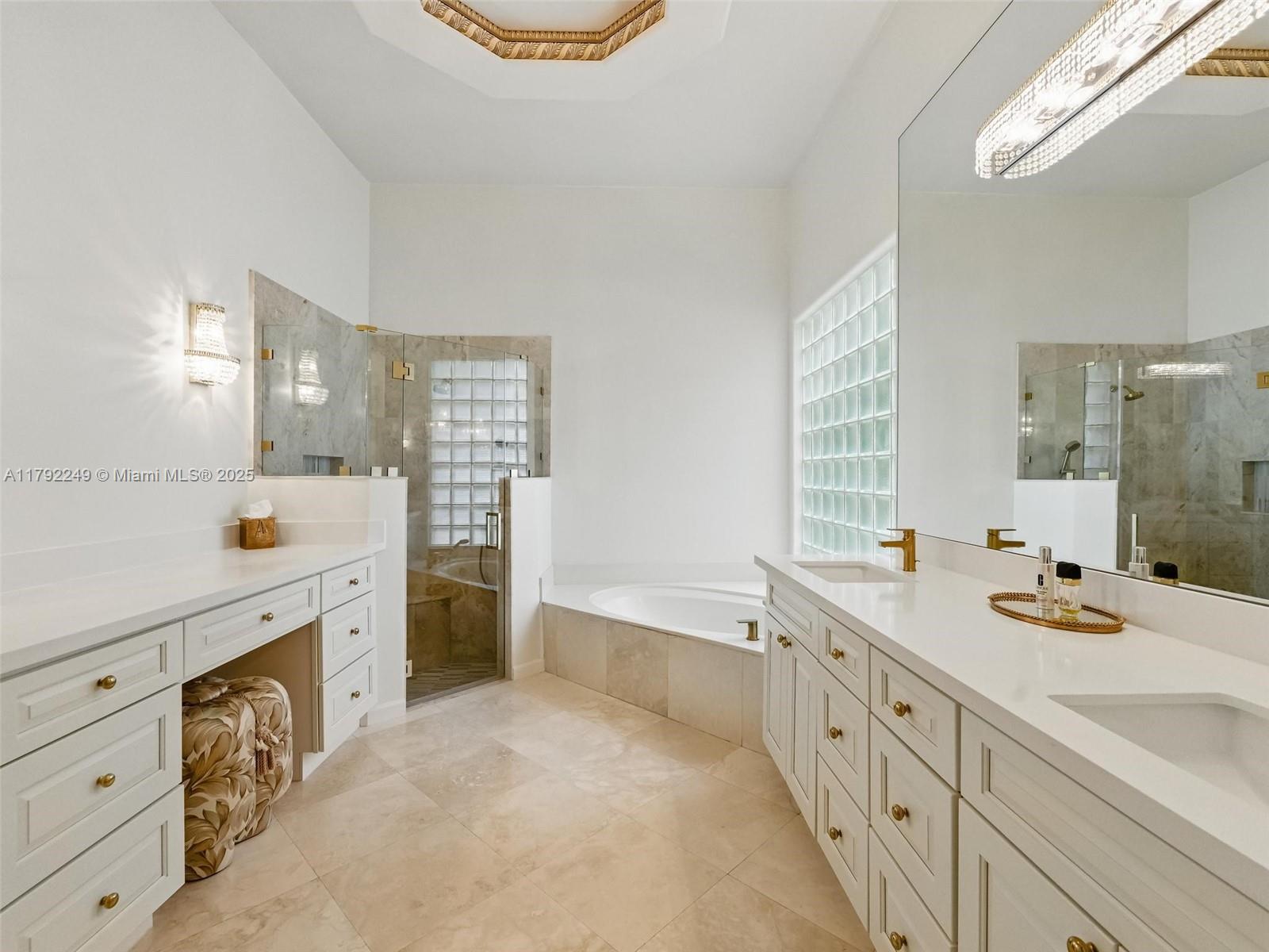 2456 Bay Isle Ct