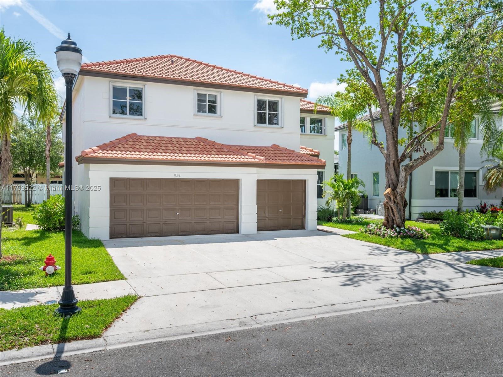 1128 Hidden Valley Way