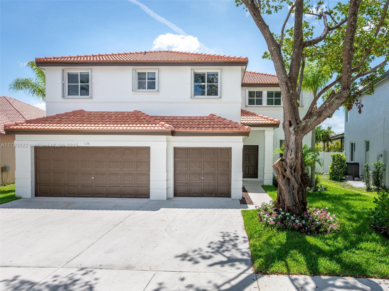 1128 Hidden Valley Way