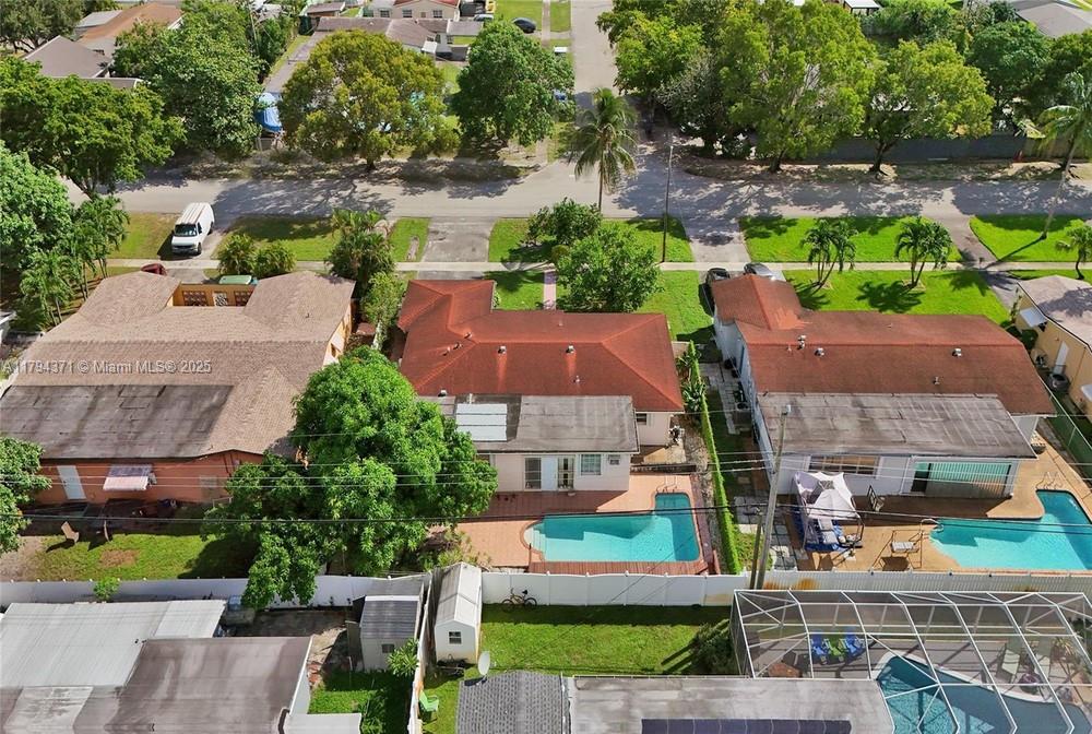 700 NW 76th Ave