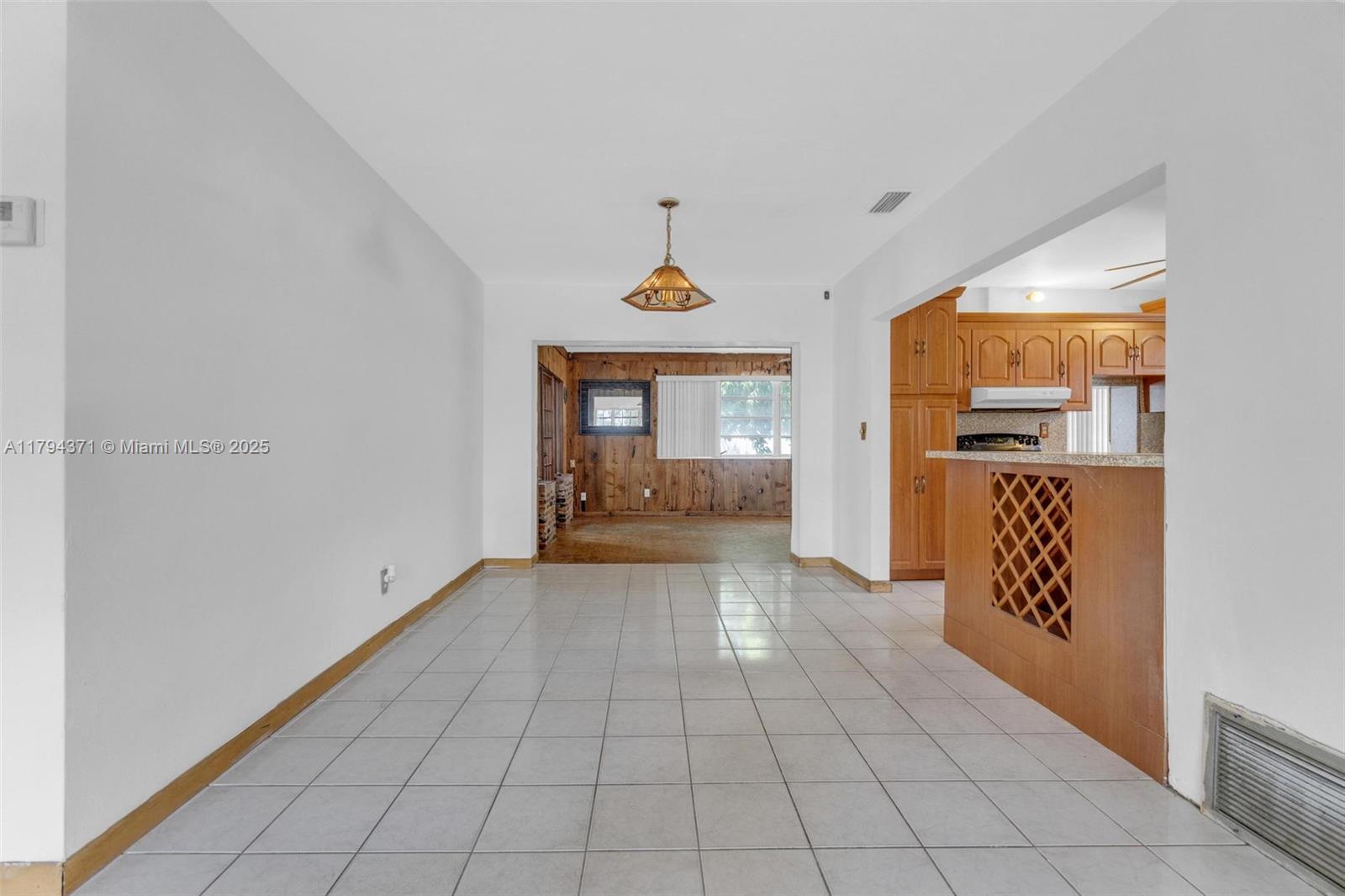700 NW 76th Ave
