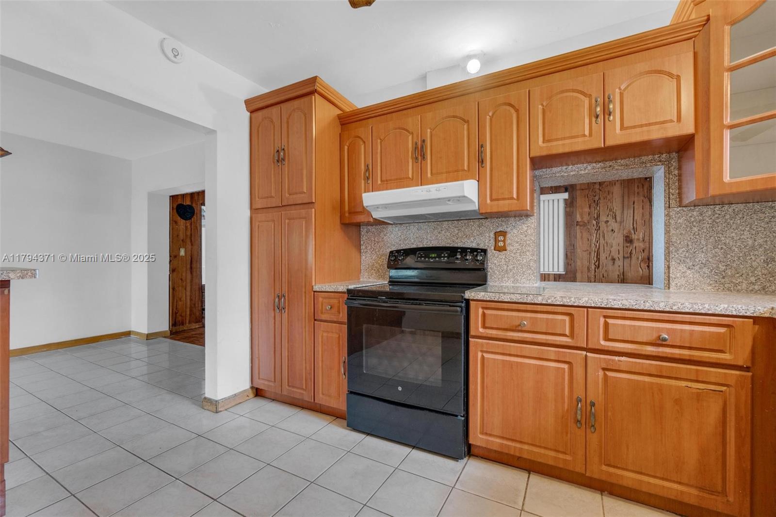 700 NW 76th Ave