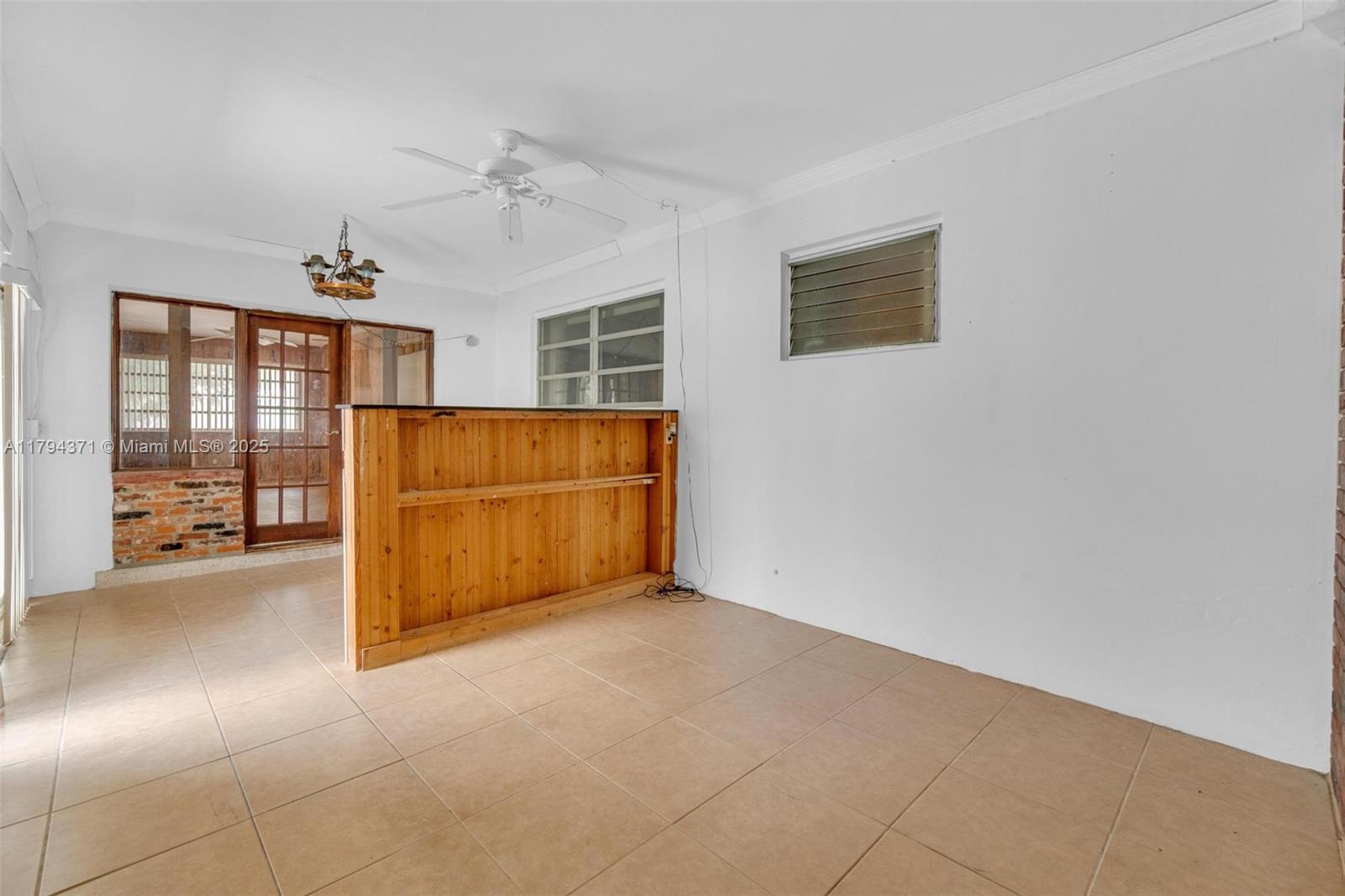 700 NW 76th Ave