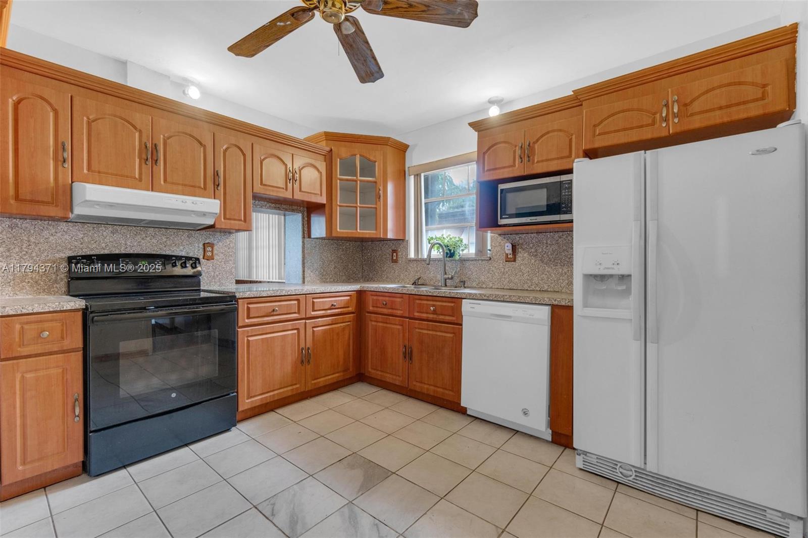 700 NW 76th Ave