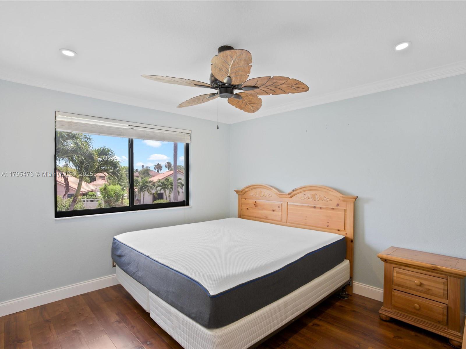 4150 NW 6th St