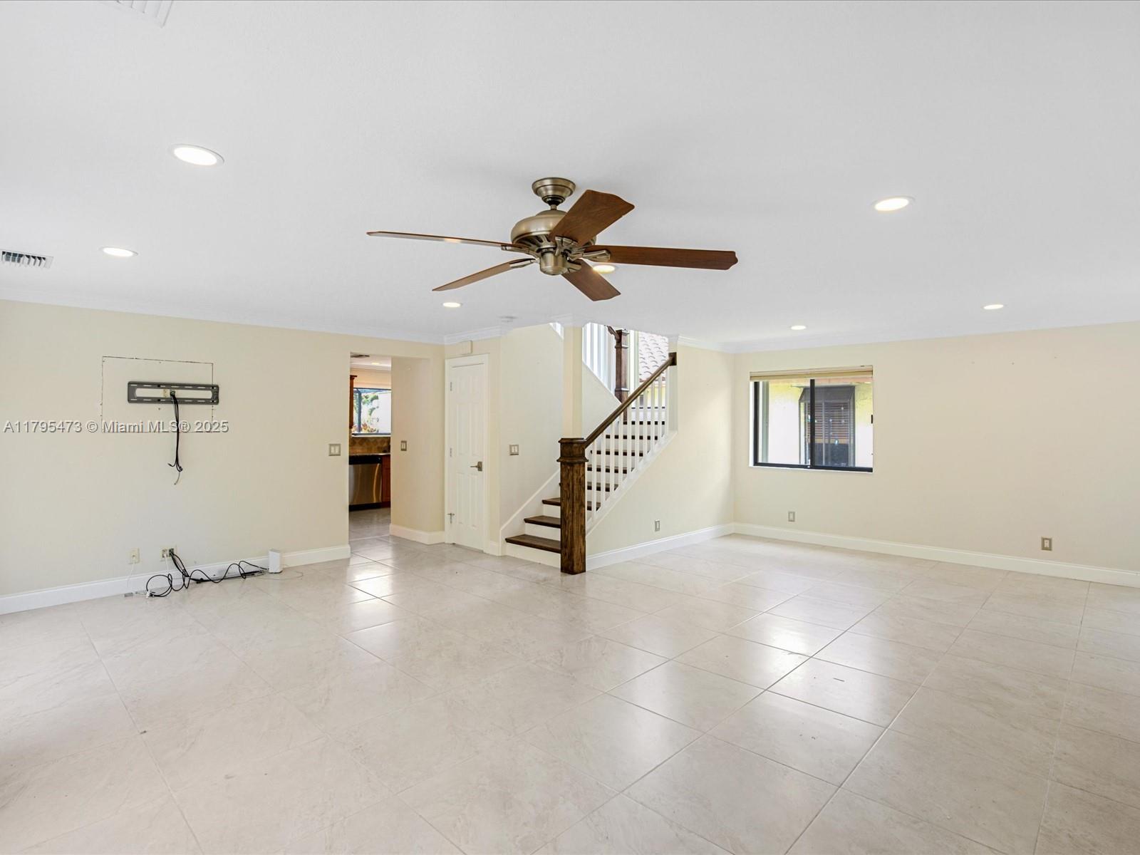 4150 NW 6th St