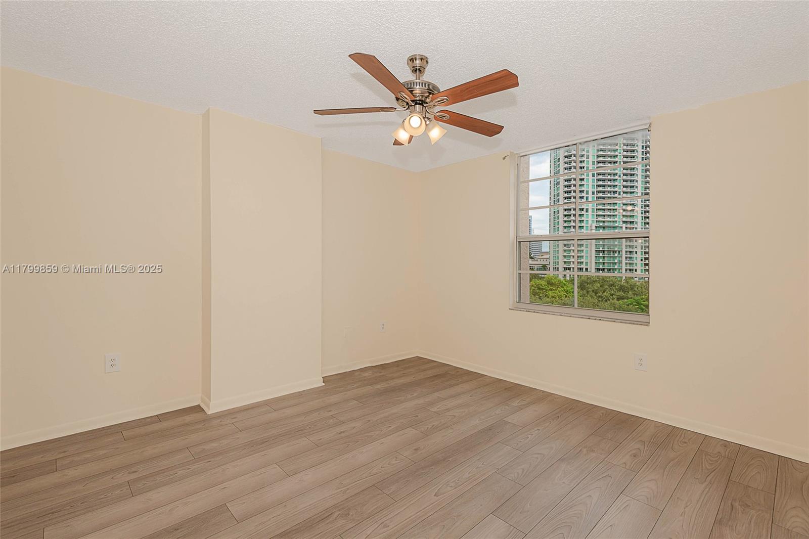 520 SE 5th Ave # 2606