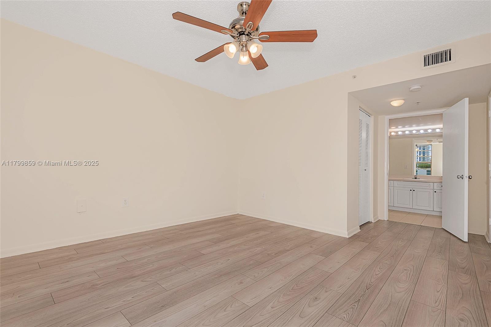 520 SE 5th Ave # 2606