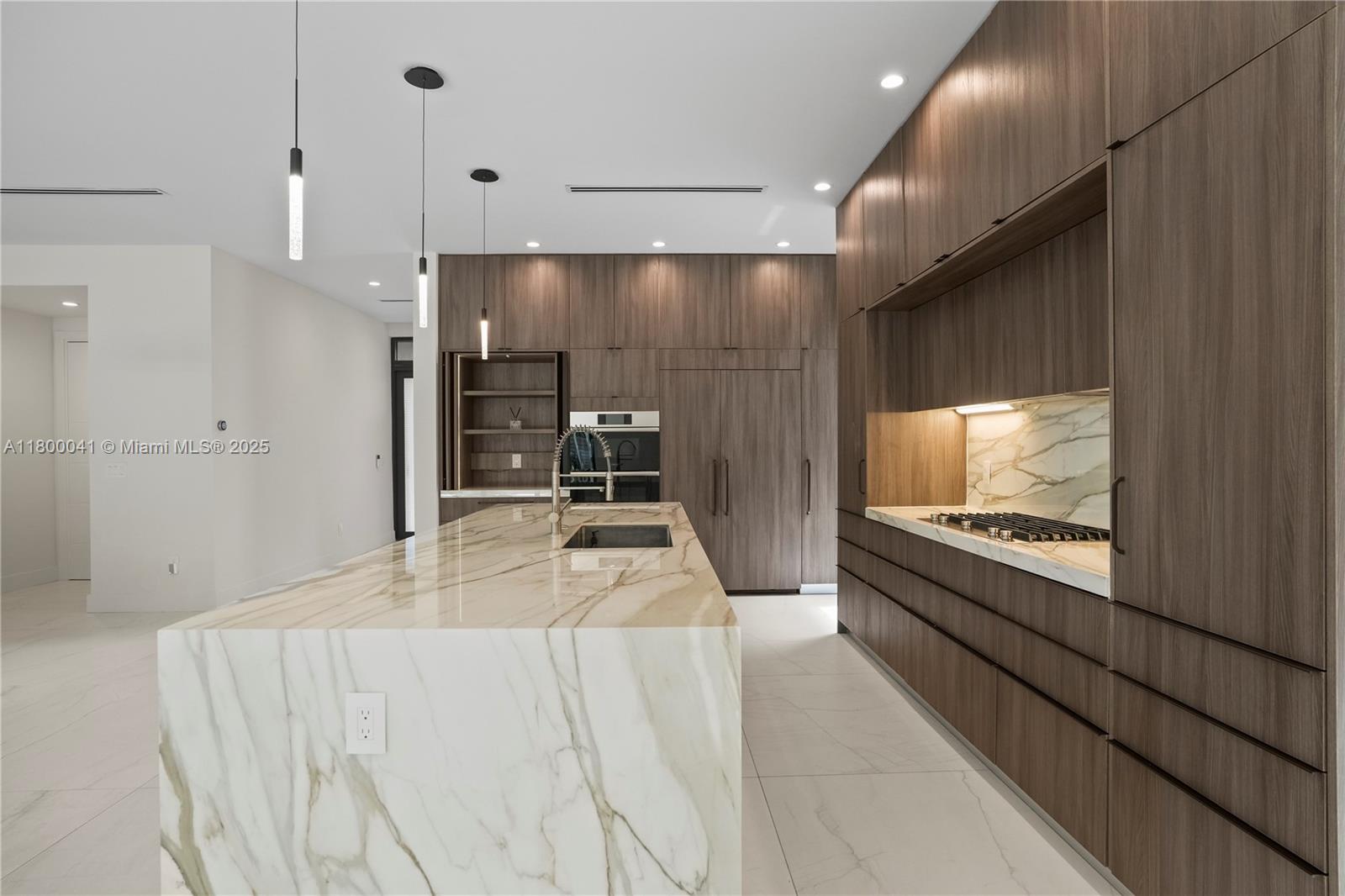 739 NE 17th Way # 0