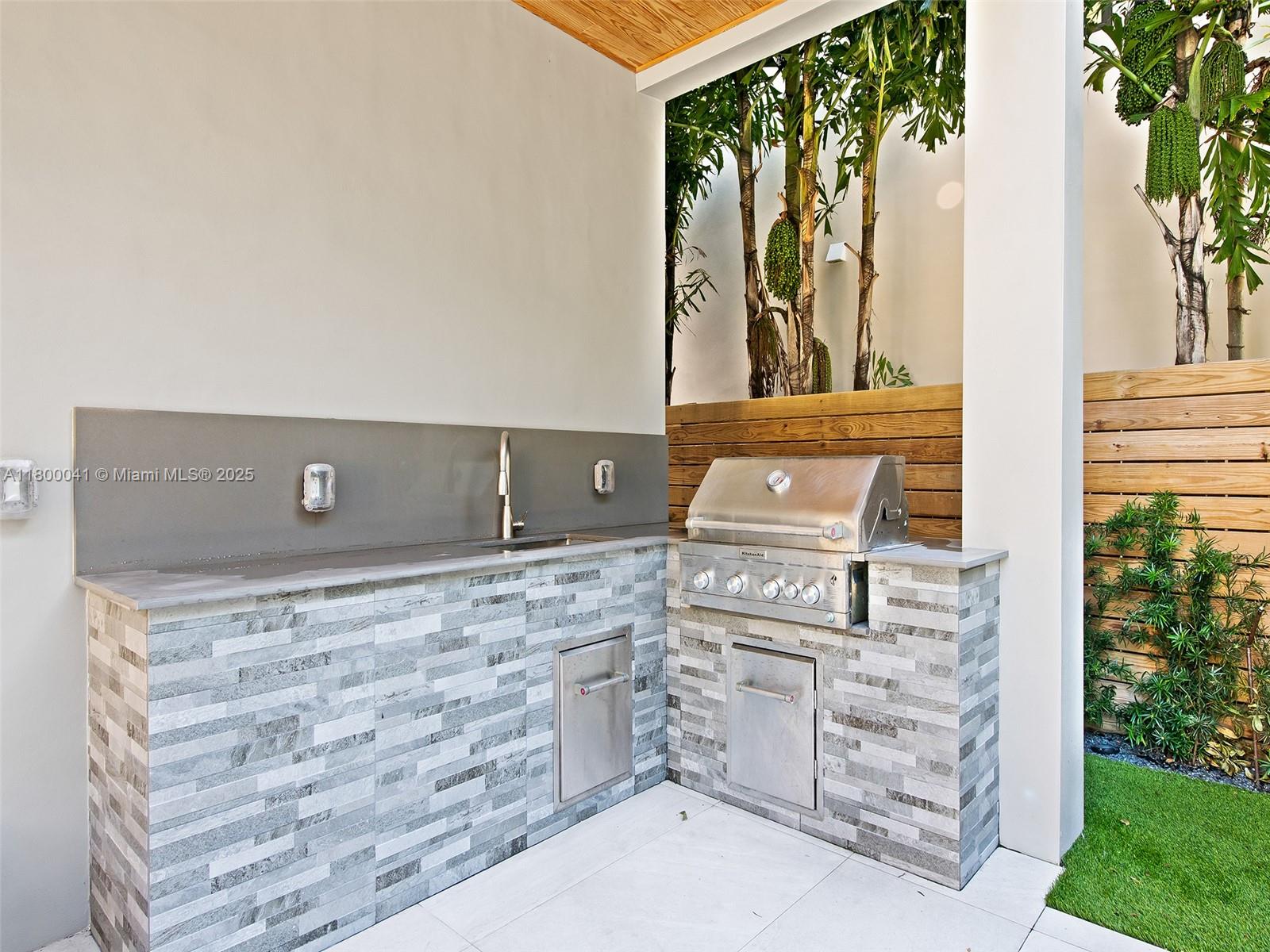 739 NE 17th Way # 0