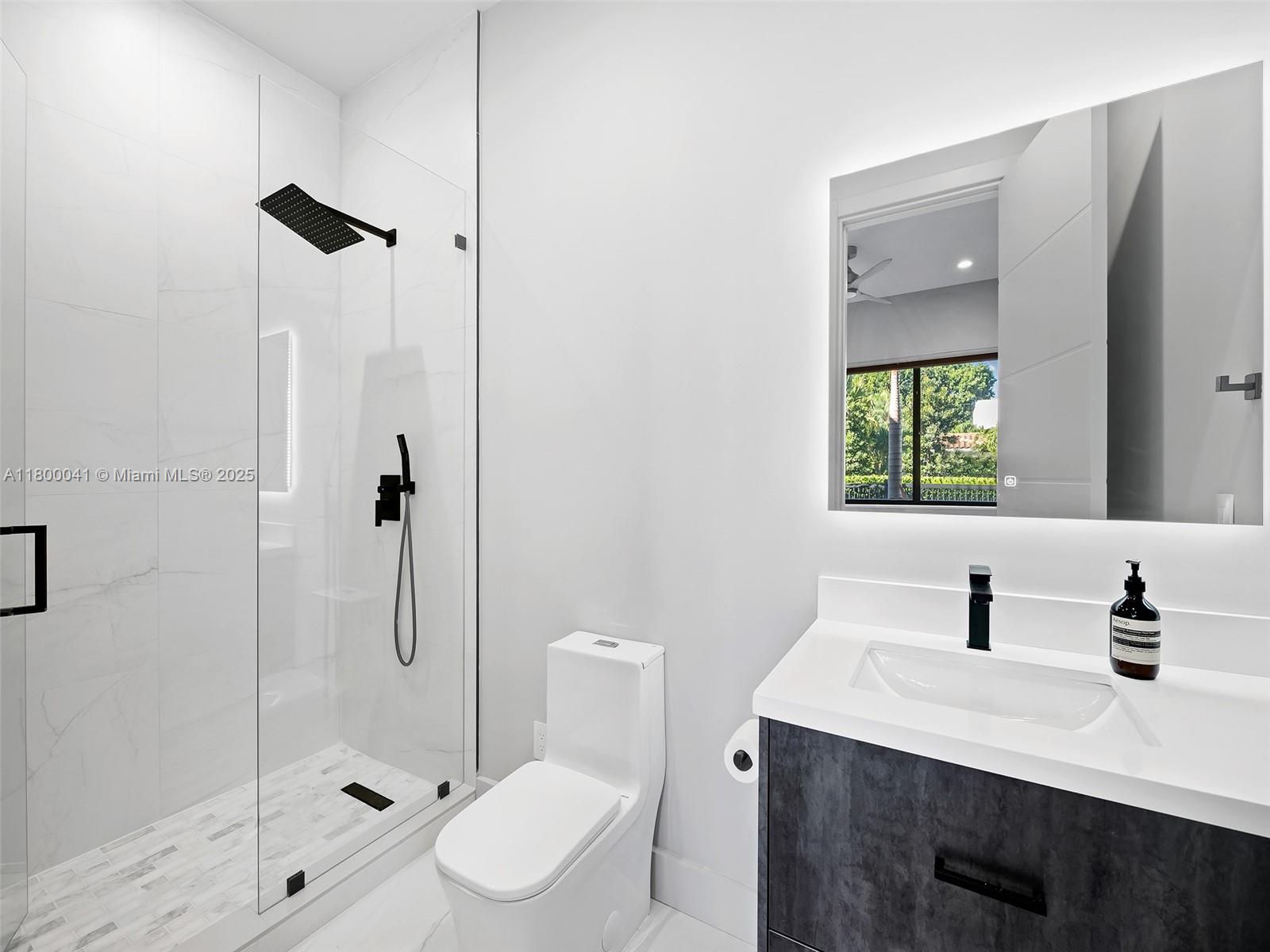739 NE 17th Way # 0