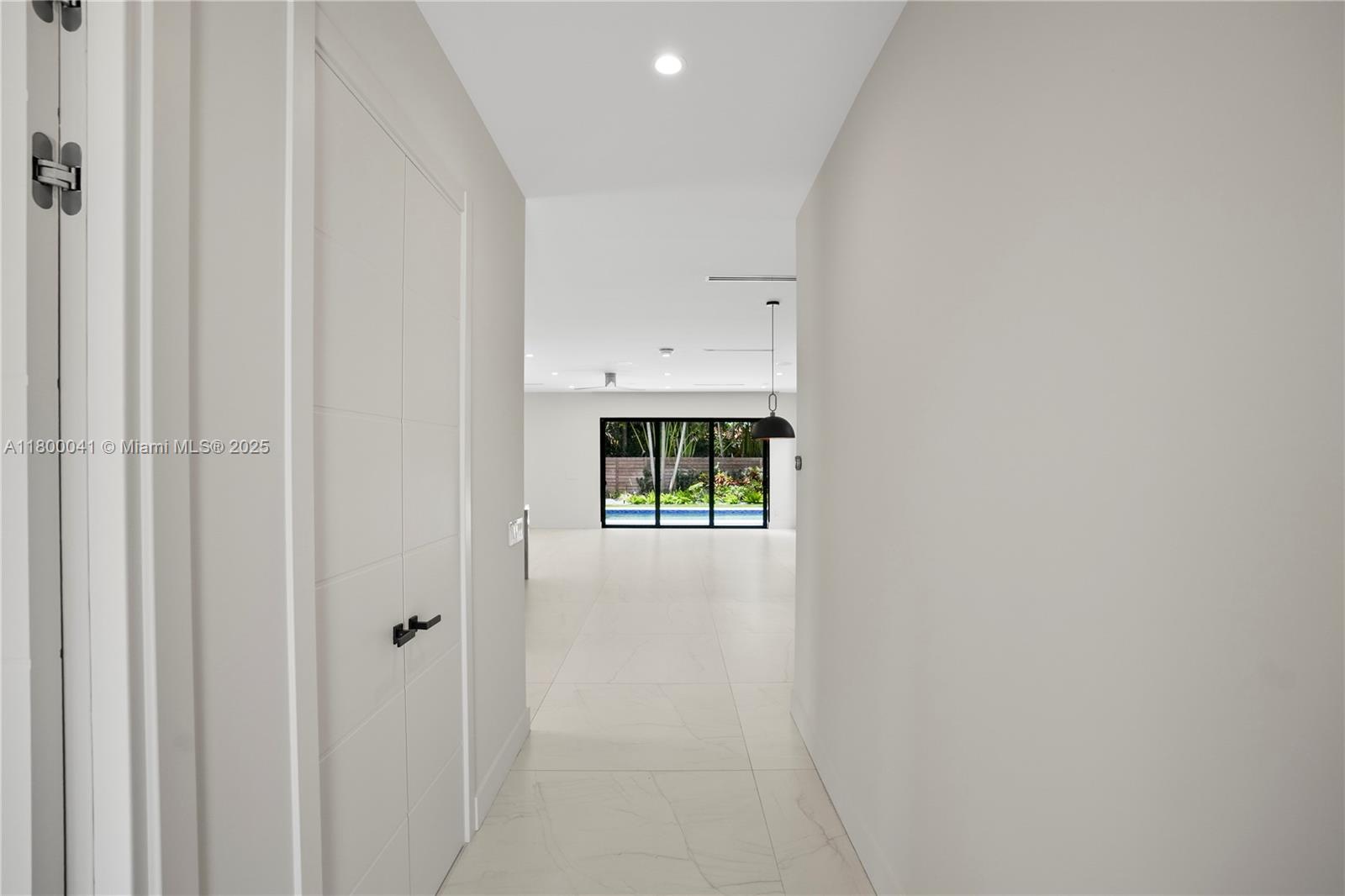 739 NE 17th Way # 0
