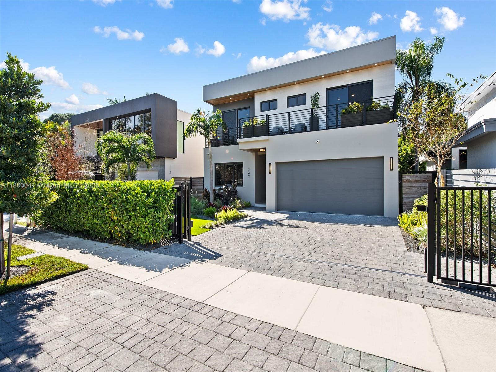 739 NE 17th Way # 0