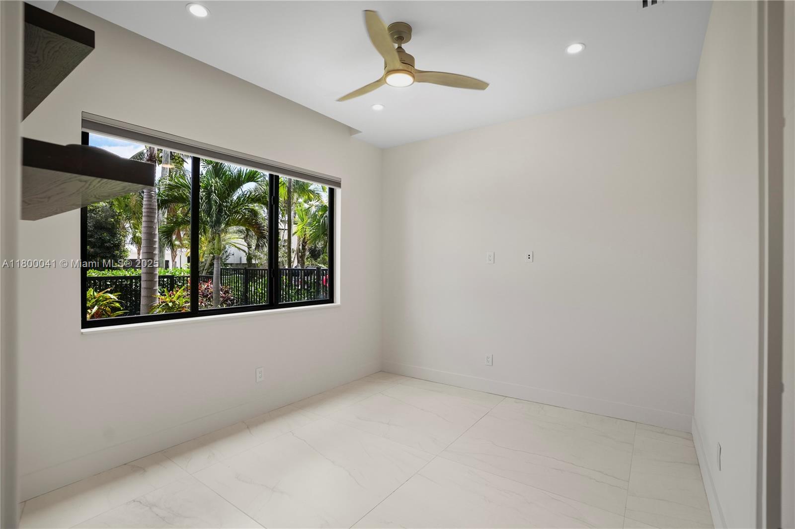 739 NE 17th Way # 0