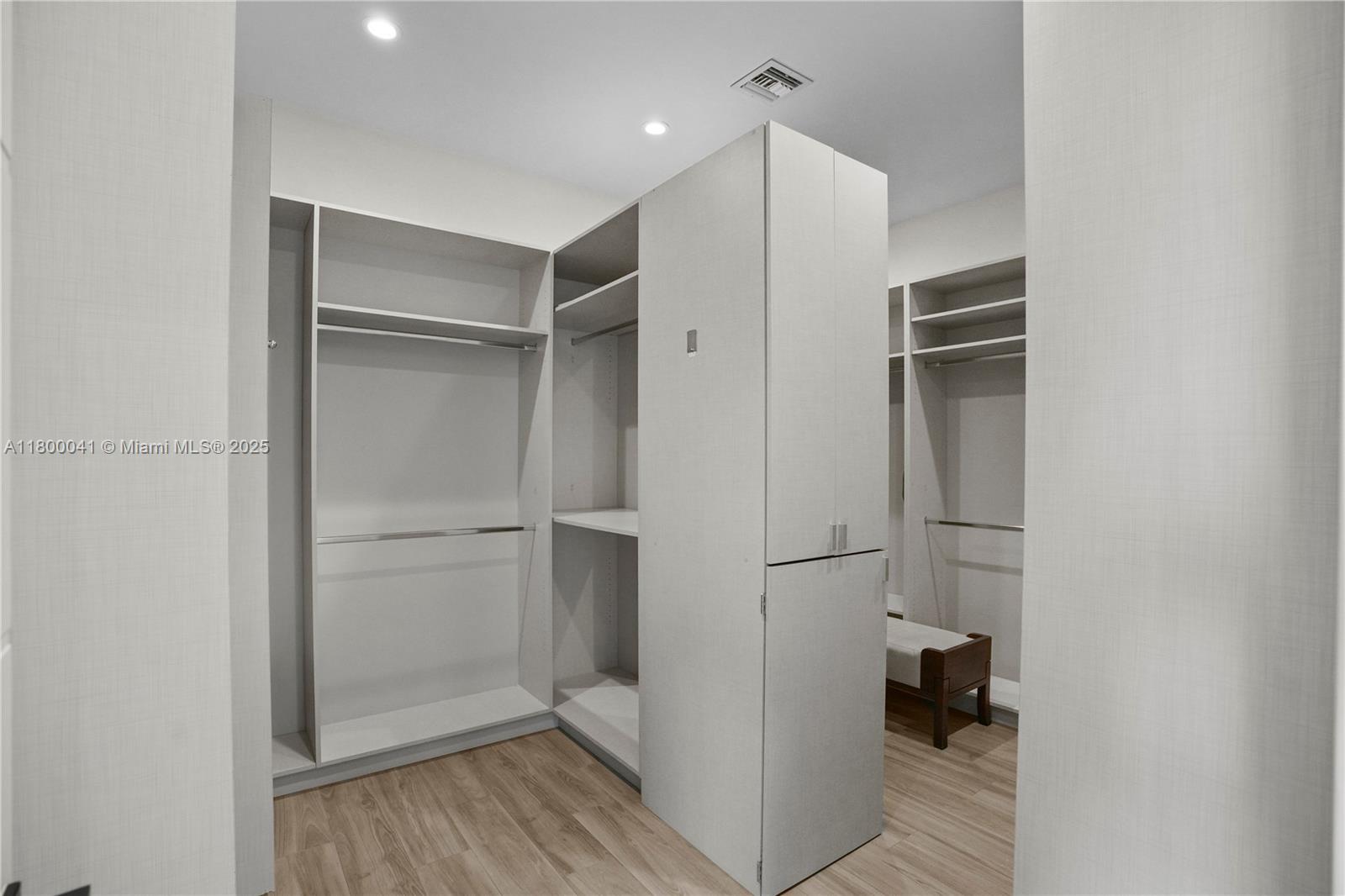 739 NE 17th Way # 0