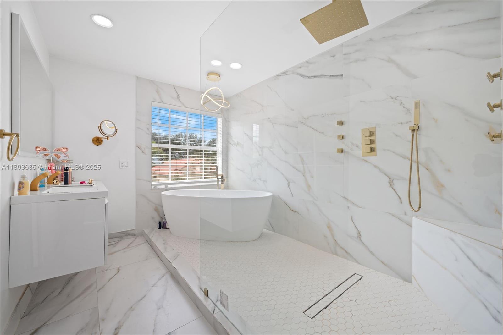 2238 NW 139th Ave