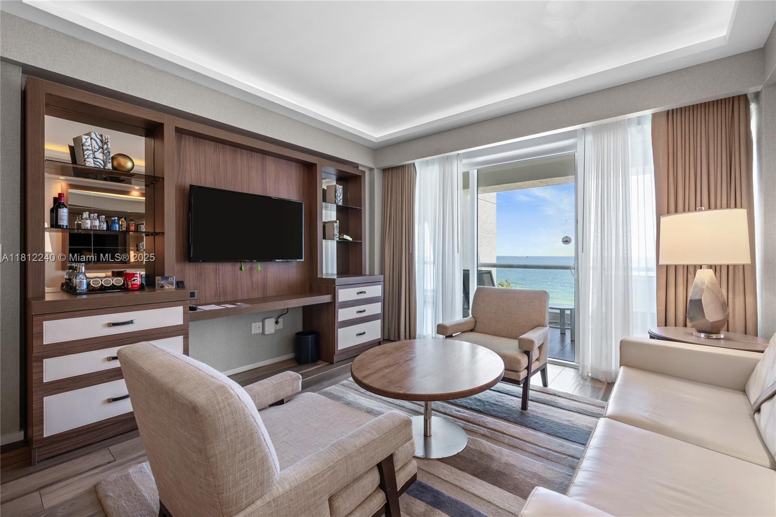551 N Fort Lauderdale Beach Blvd Unit: R404