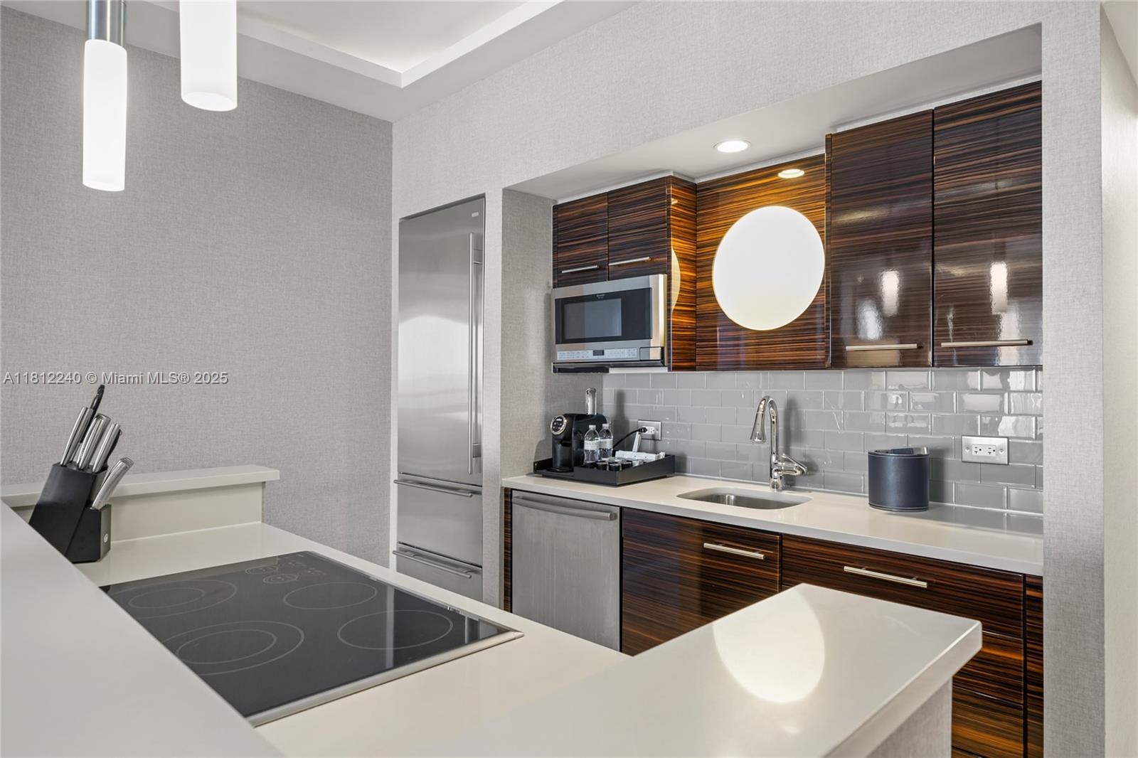 551 N Fort Lauderdale Beach Blvd Unit: R404