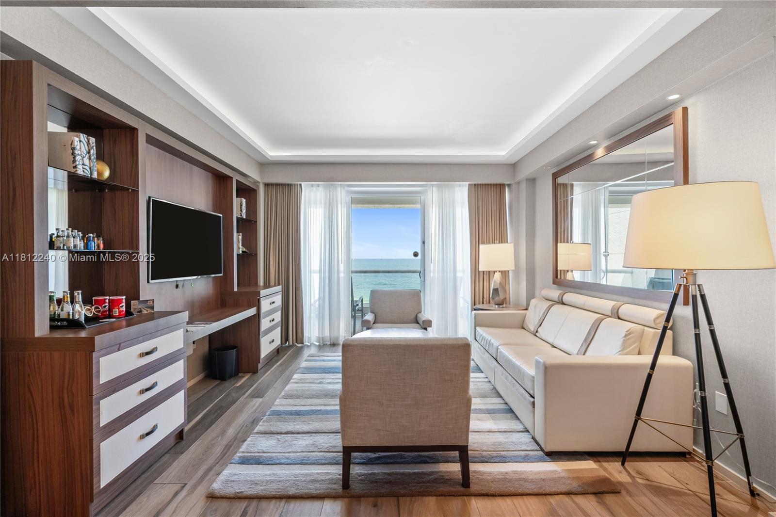 551 N Fort Lauderdale Beach Blvd Unit: R404