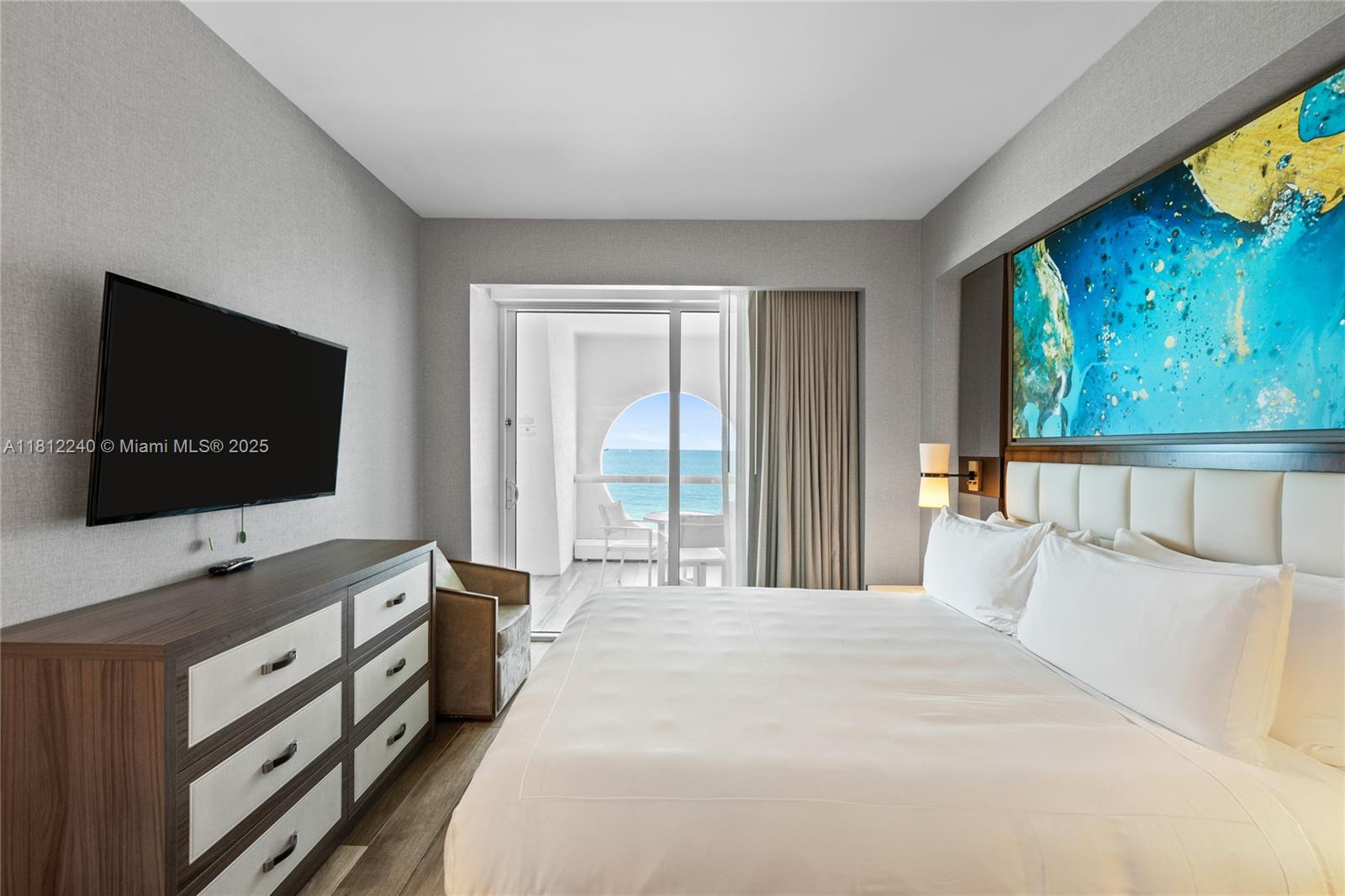551 N Fort Lauderdale Beach Blvd Unit: R404