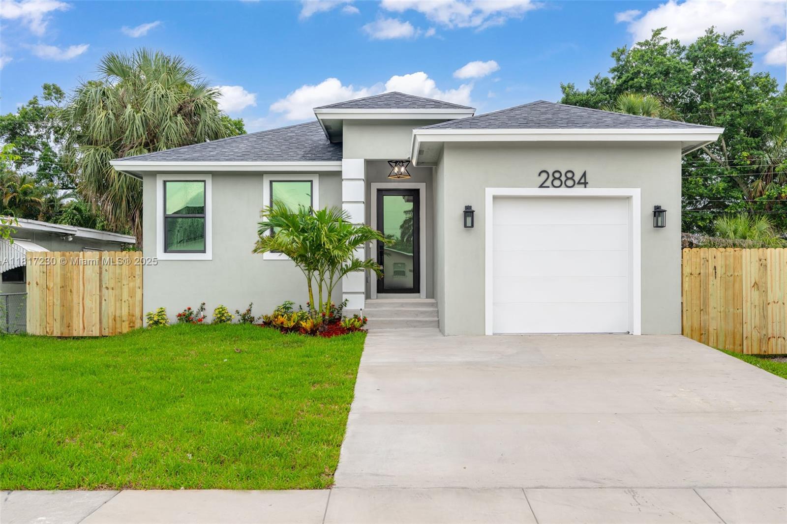 2884 NW 8th Ct