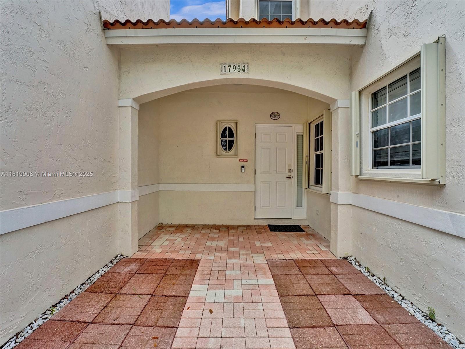17954 SW 10th Ct # 17954