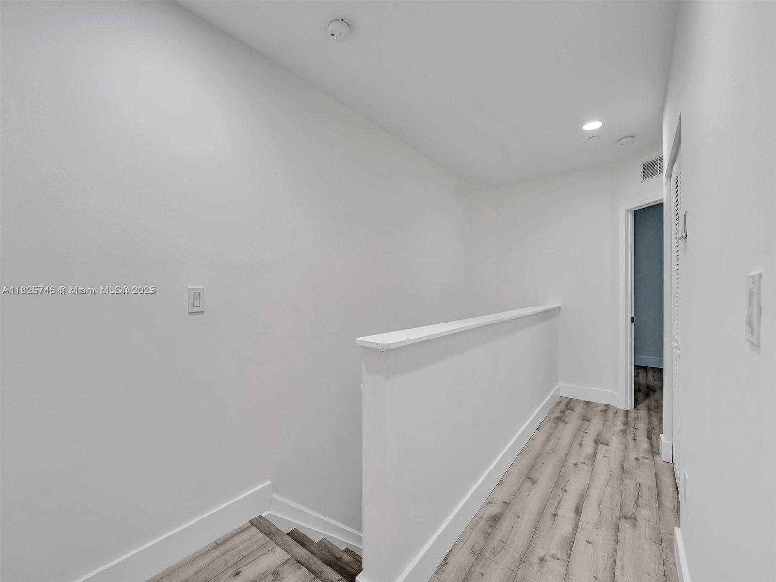 1033 NE 17th Way # 904