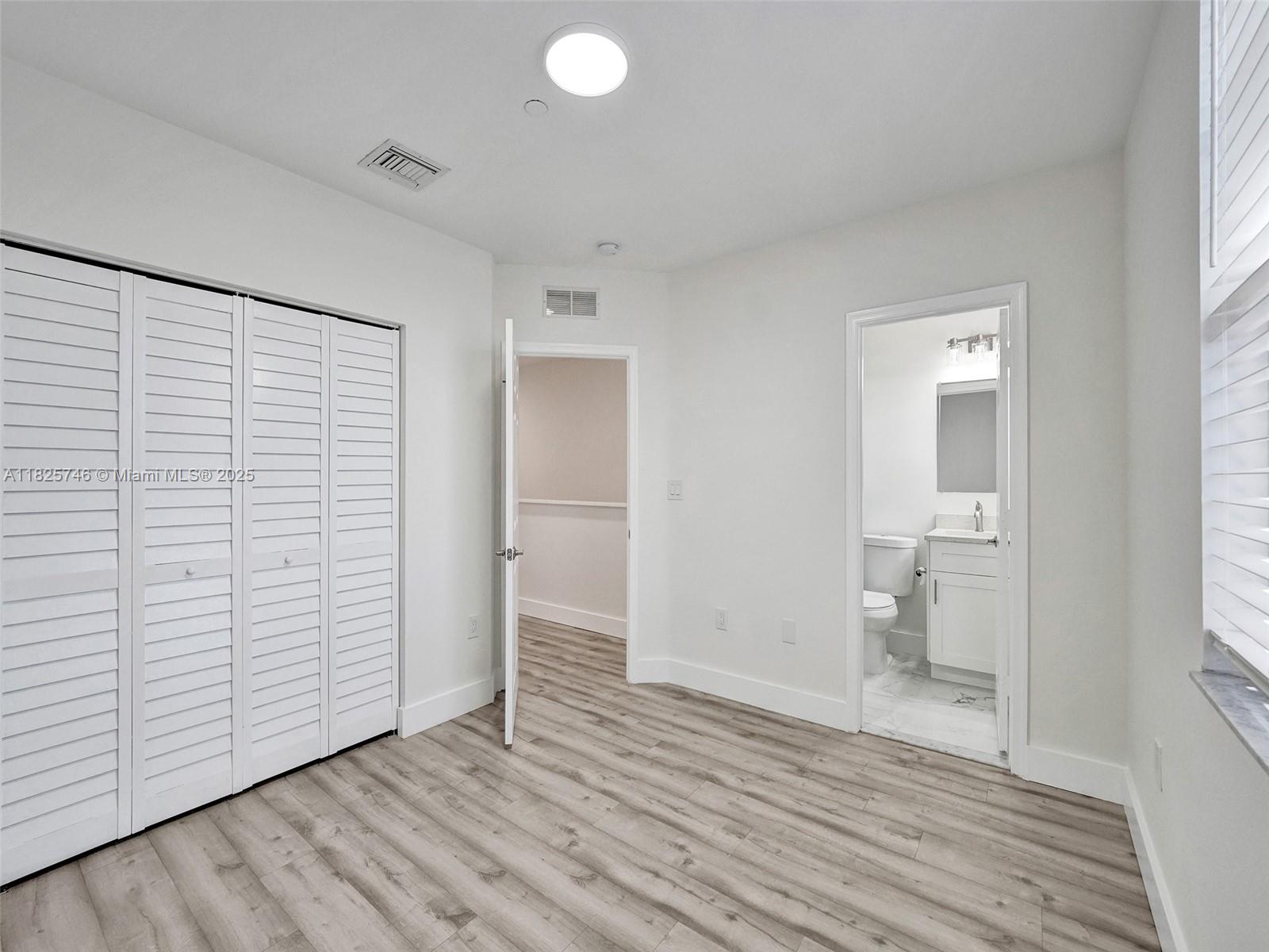 1033 NE 17th Way # 904