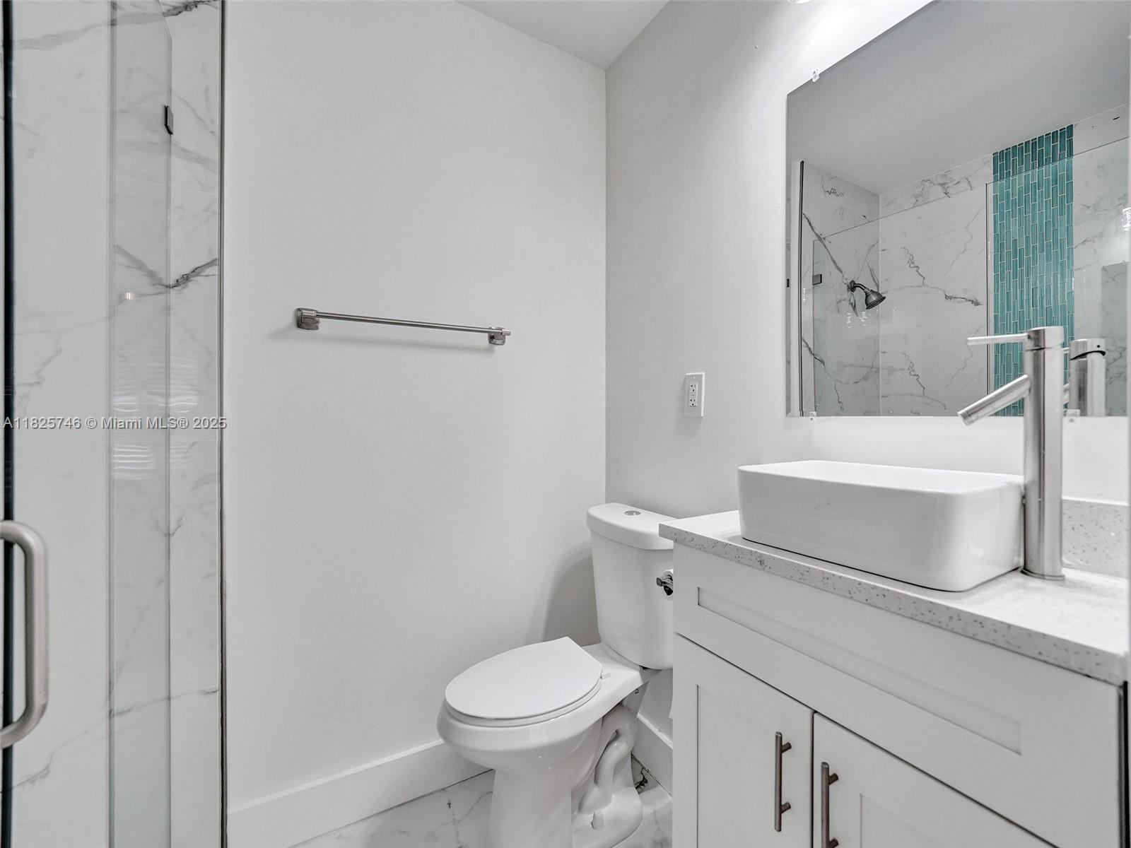 1033 NE 17th Way # 904