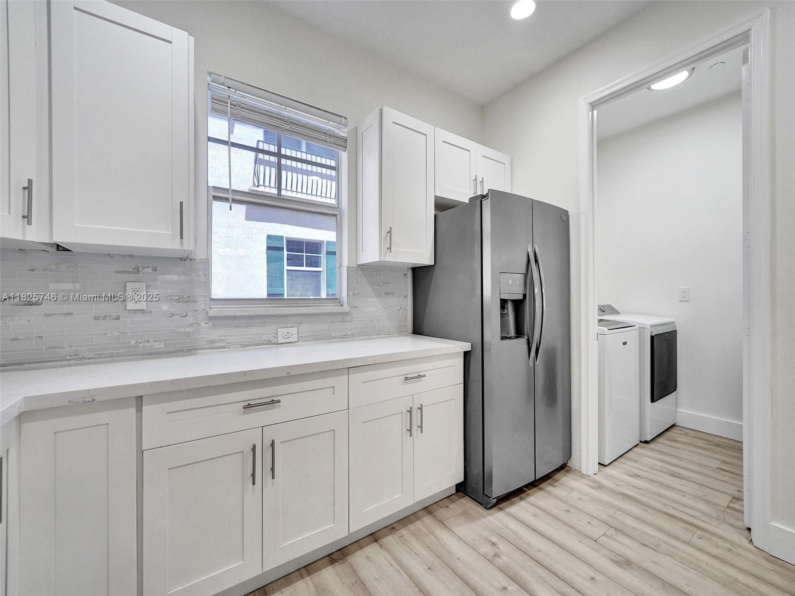 1033 NE 17th Way # 904