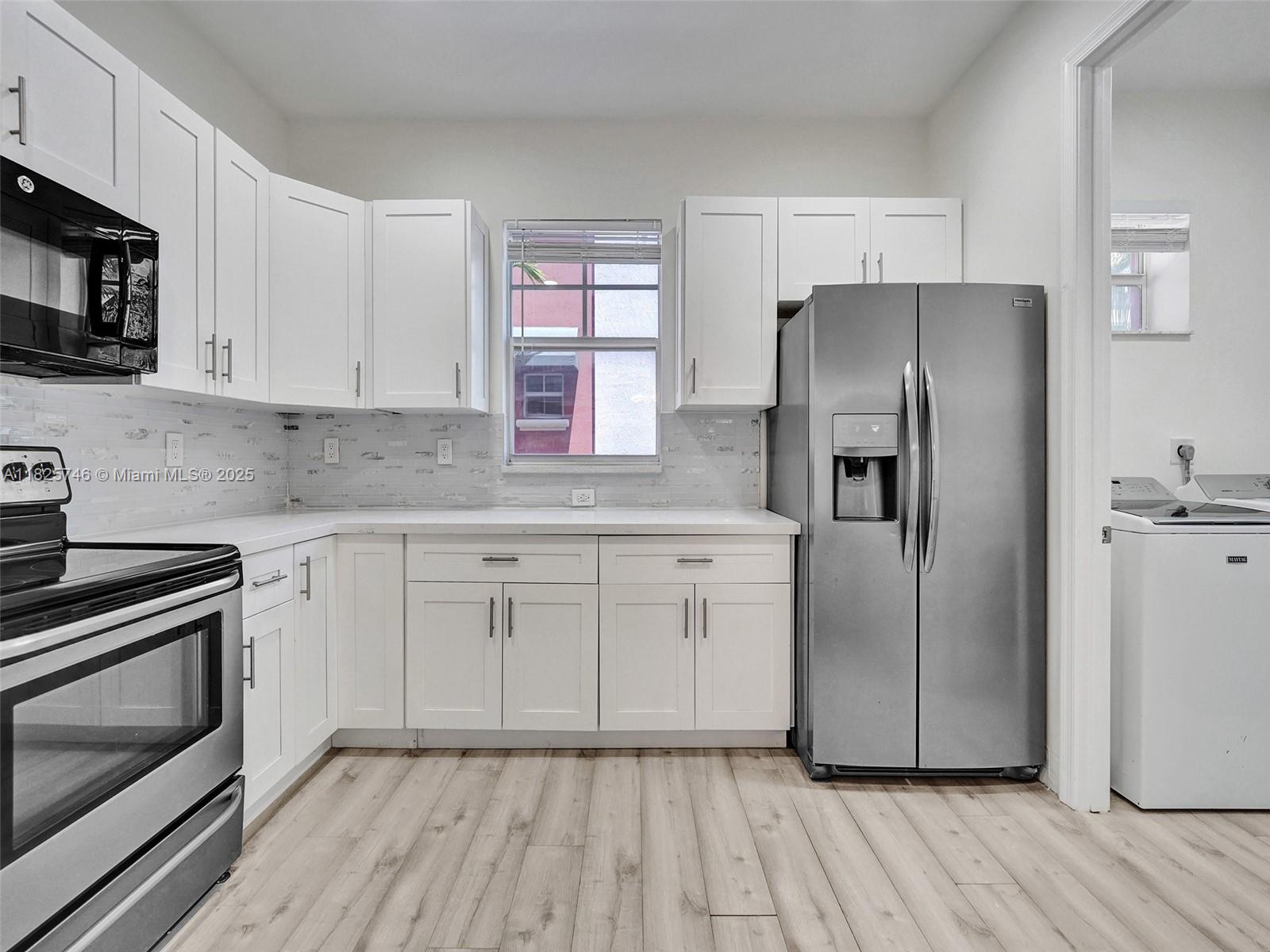 1033 NE 17th Way # 904