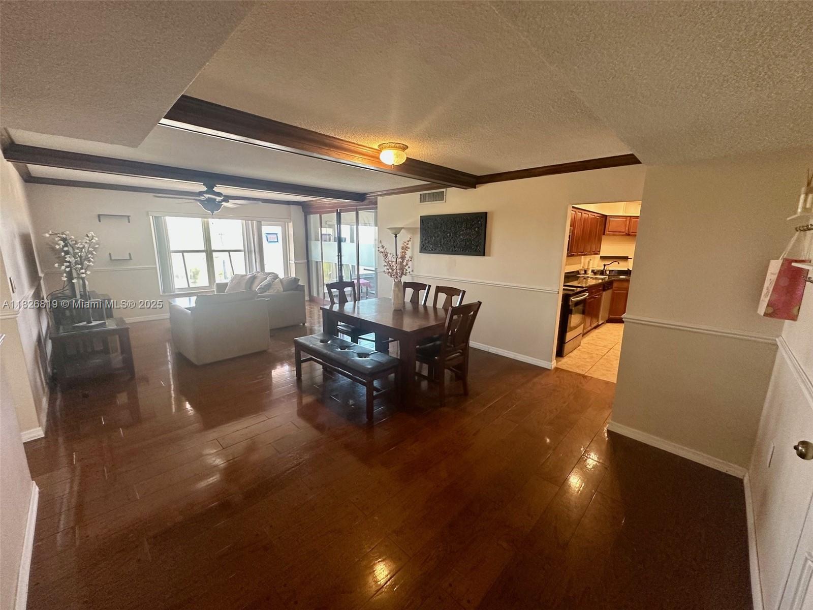 3000 E Sunrise Blvd # 5A