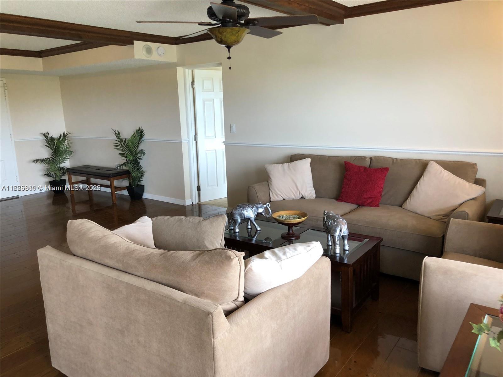 3000 E Sunrise Blvd # 5A