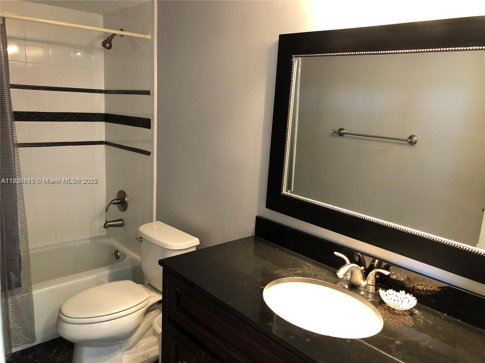3000 E Sunrise Blvd # 5A