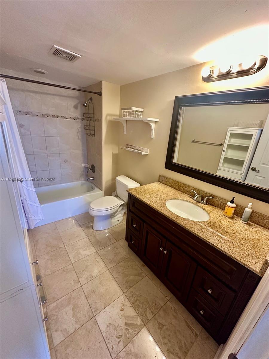 3000 E Sunrise Blvd # 5A