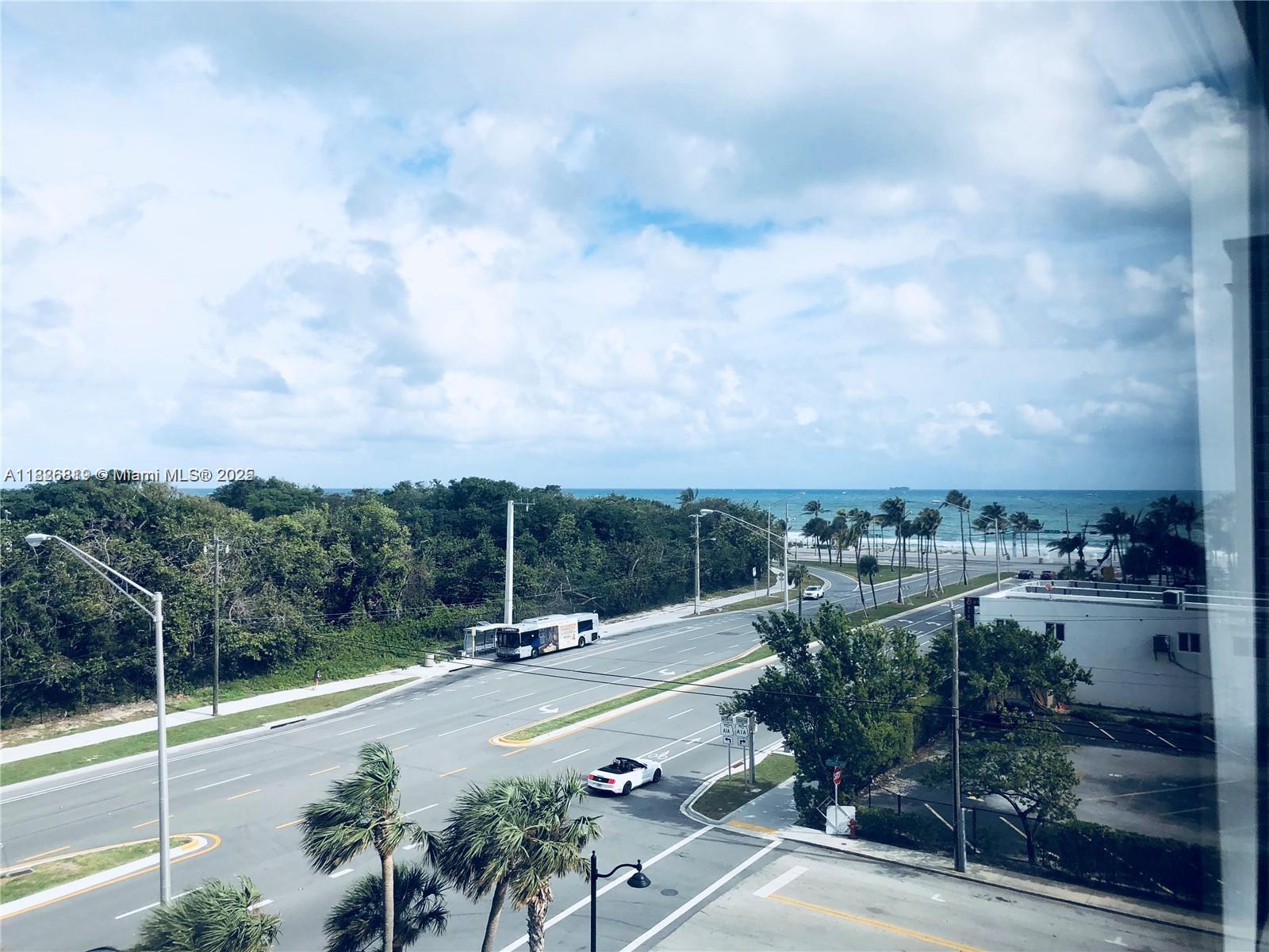 3000 E Sunrise Blvd # 5A
