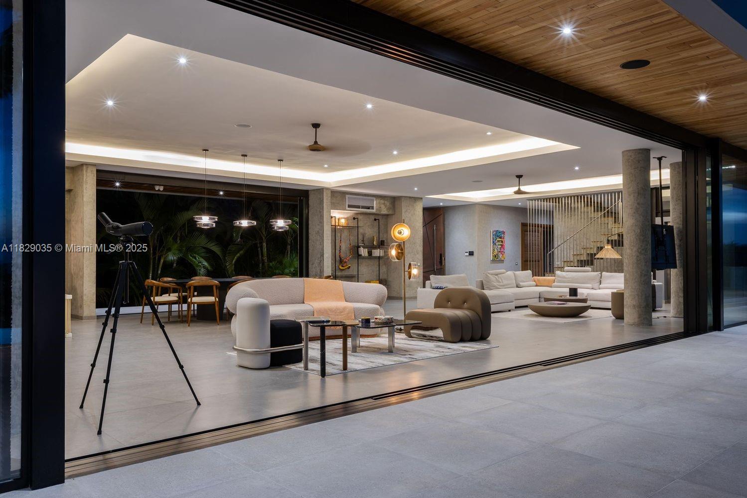 000 8G99+hr Las Terrenas, Dominican Republic