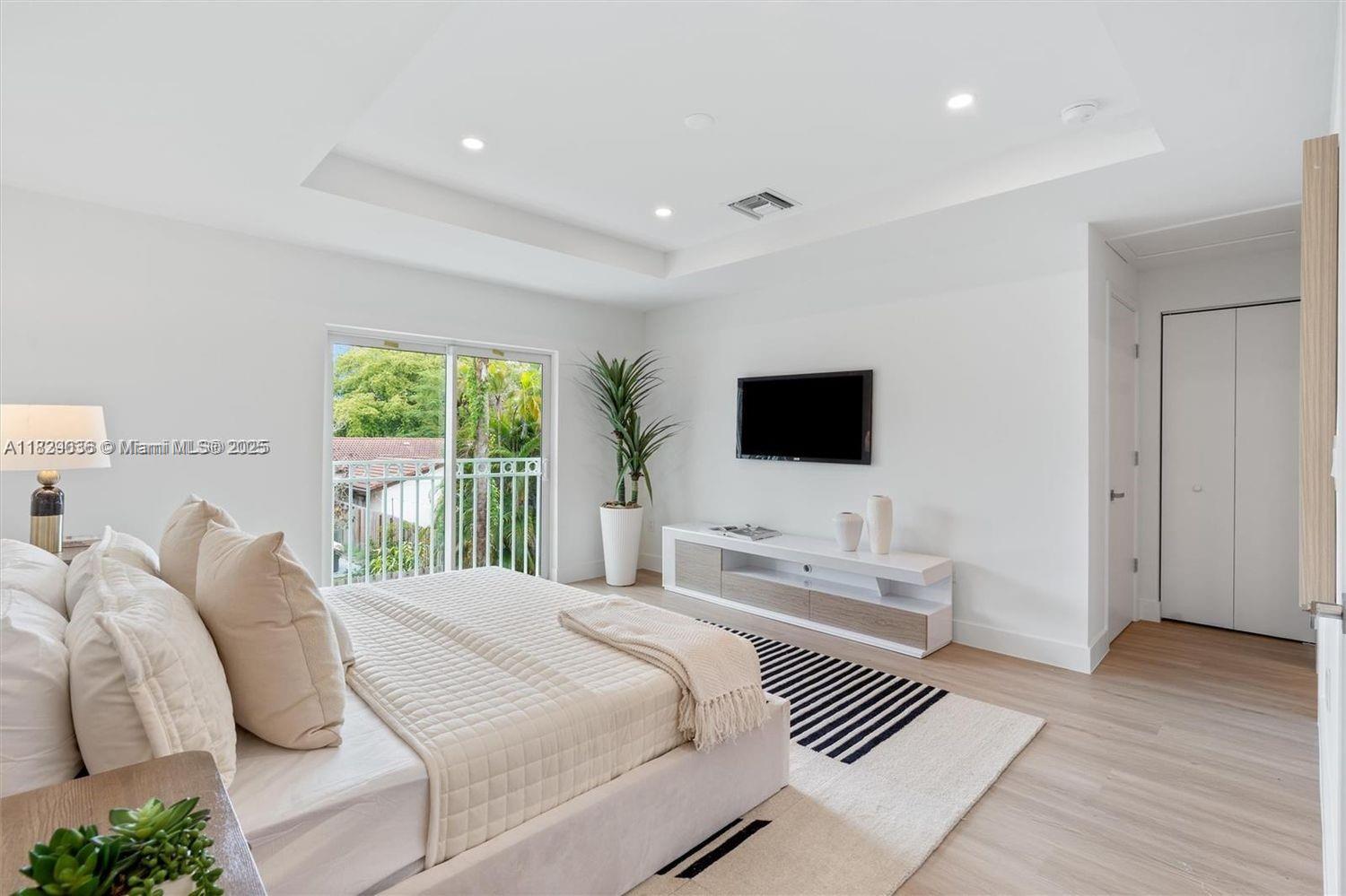 1571 NW 94TH Way # 11