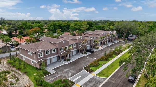 1563 NW 94th Way # 9
