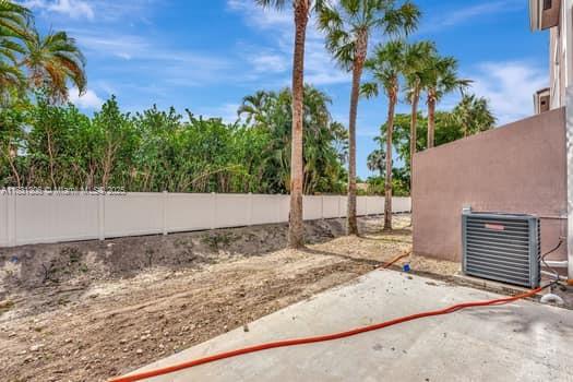 1563 NW 94th Way # 9