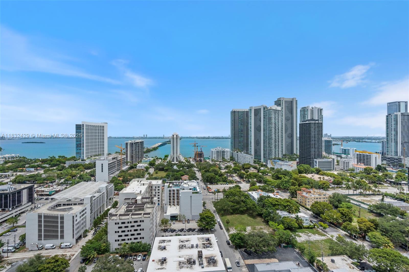 121 NE 34th St # 2507