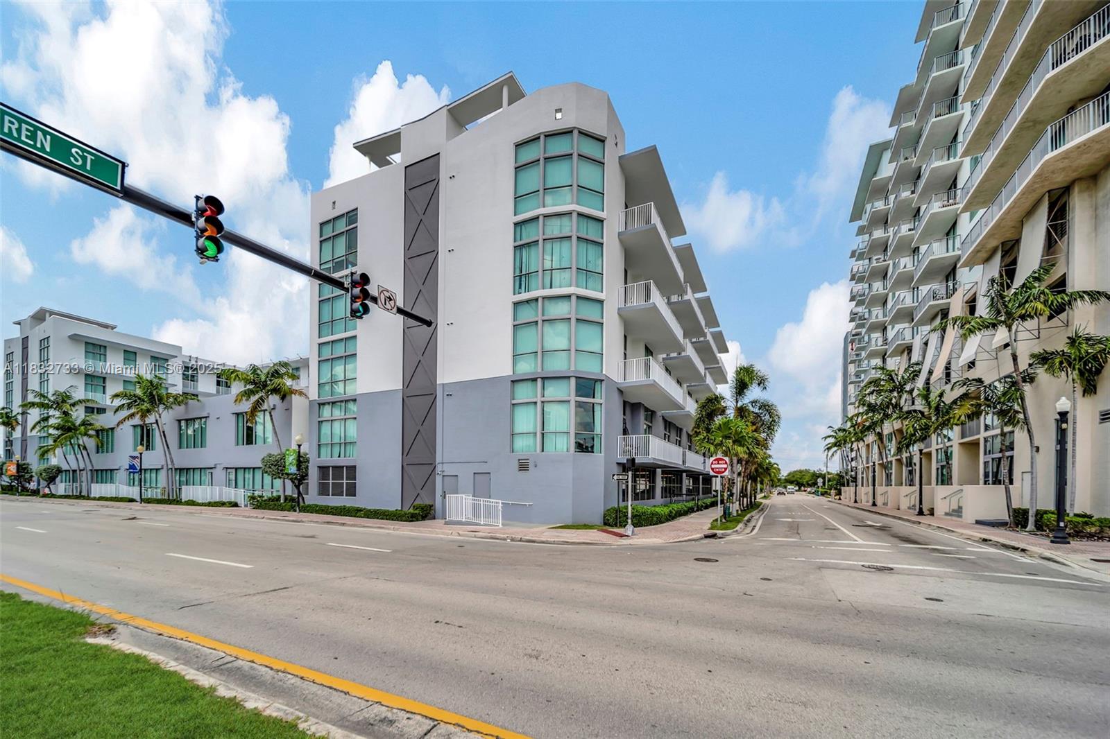 2100 Van Buren St # 301