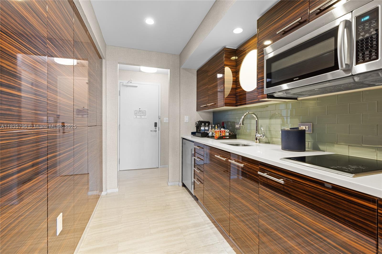 551 N Fort Lauderdale Beach Blvd Unit: H1401