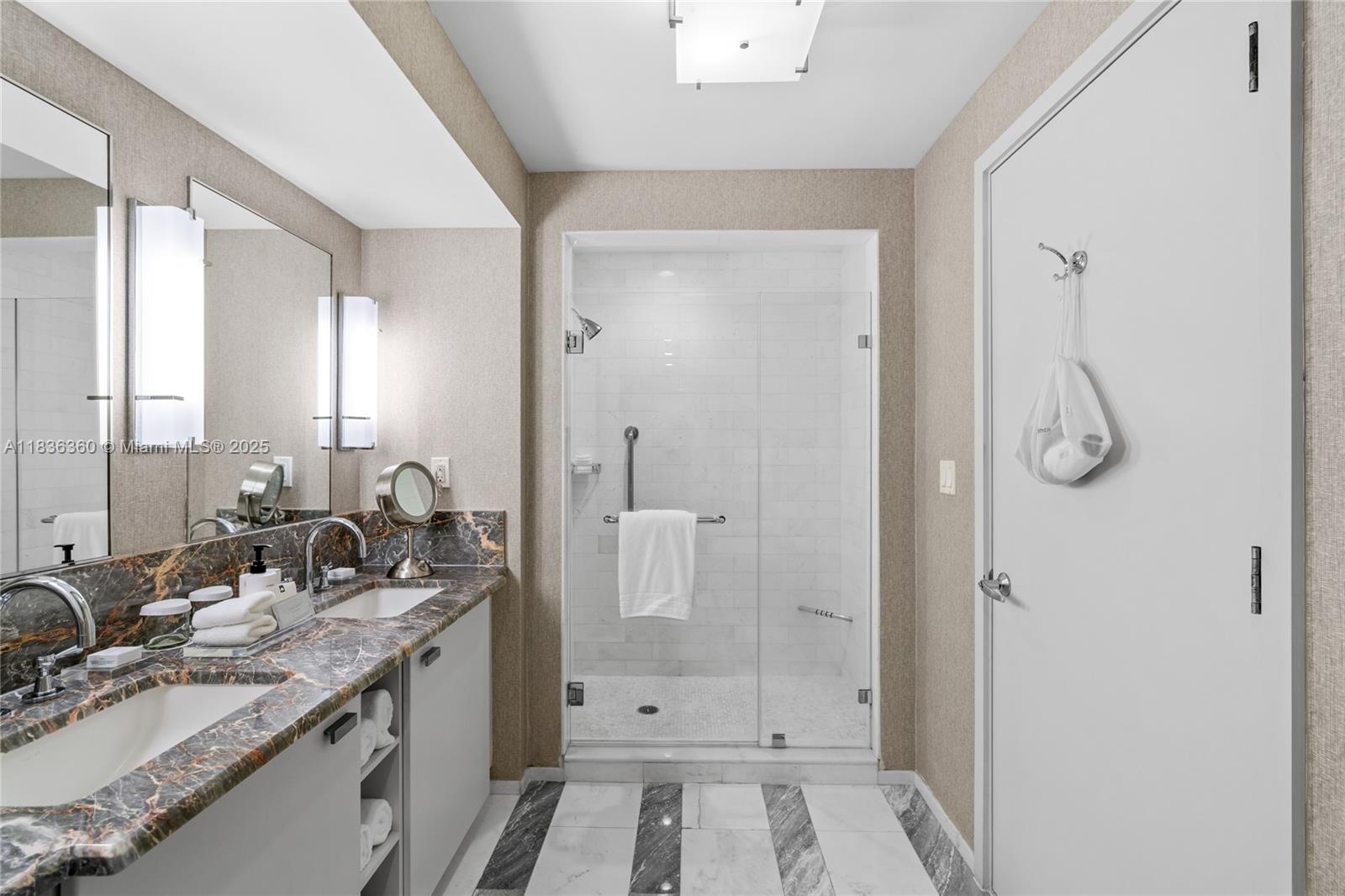 551 N Fort Lauderdale Beach Blvd Unit: R1909