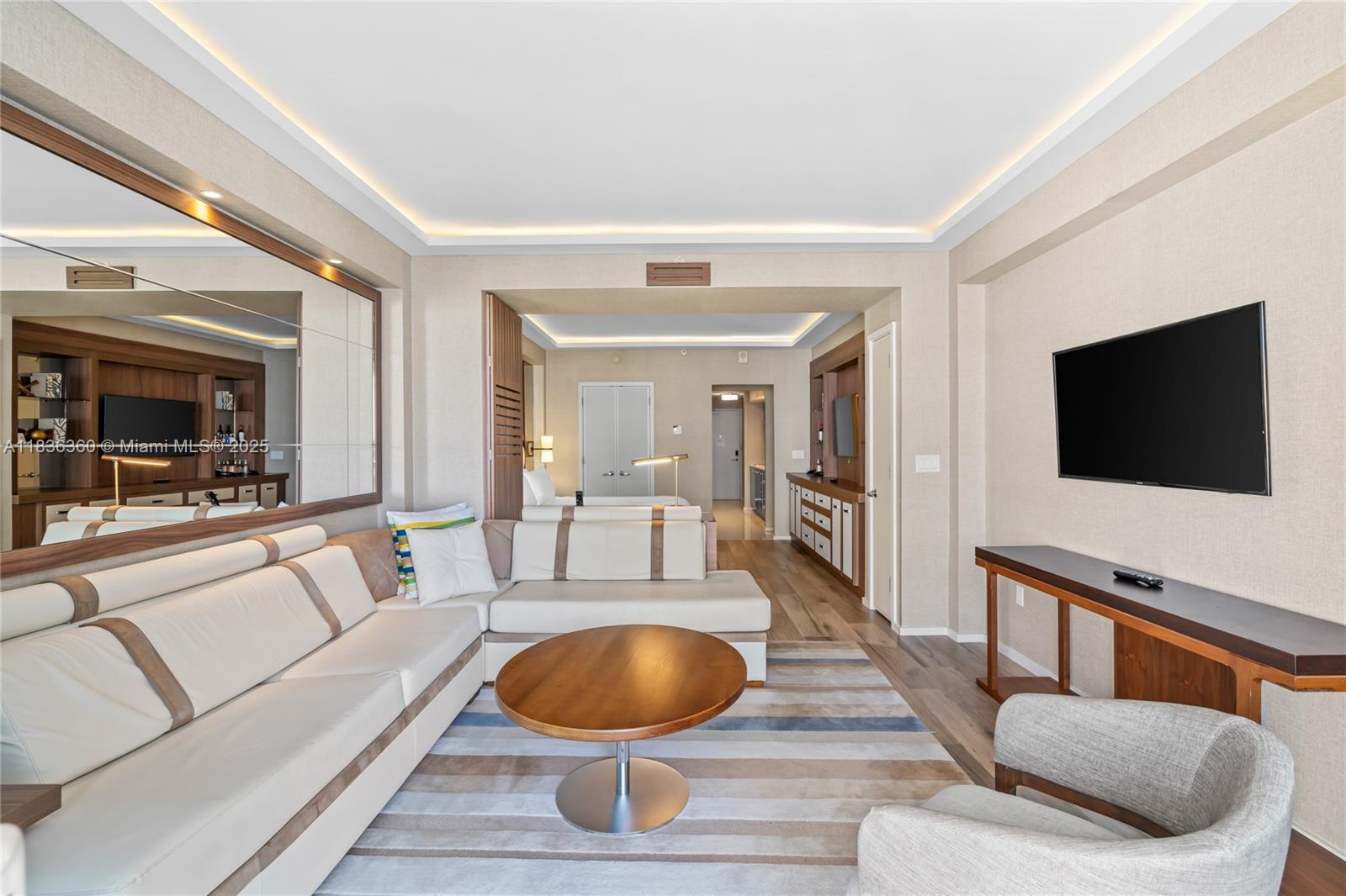 551 N Fort Lauderdale Beach Blvd Unit: R1909