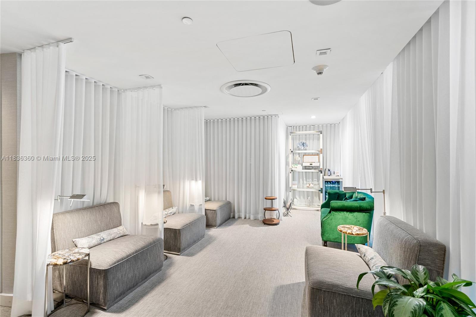 551 N Fort Lauderdale Beach Blvd Unit: R1909