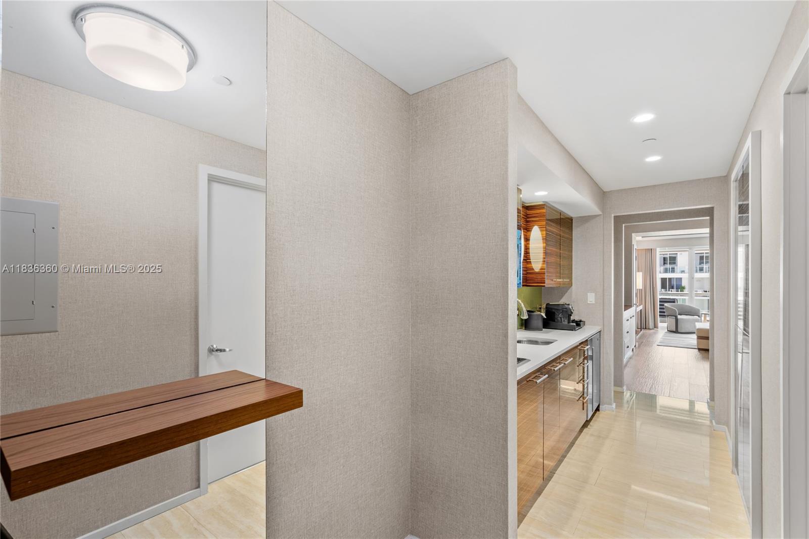 551 N Fort Lauderdale Beach Blvd Unit: R1909