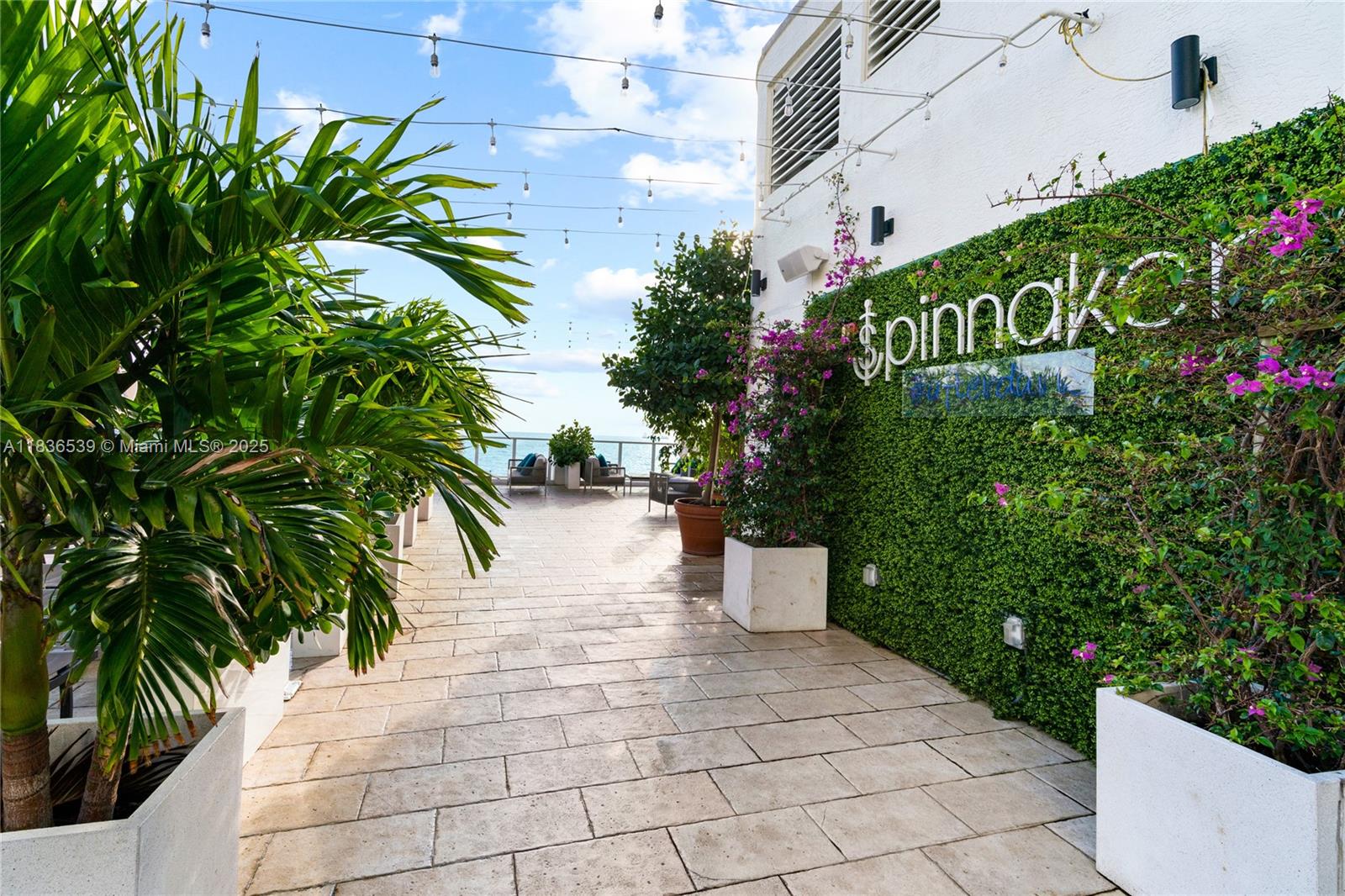 551 N Fort Lauderdale Beach Blvd Unit: R201