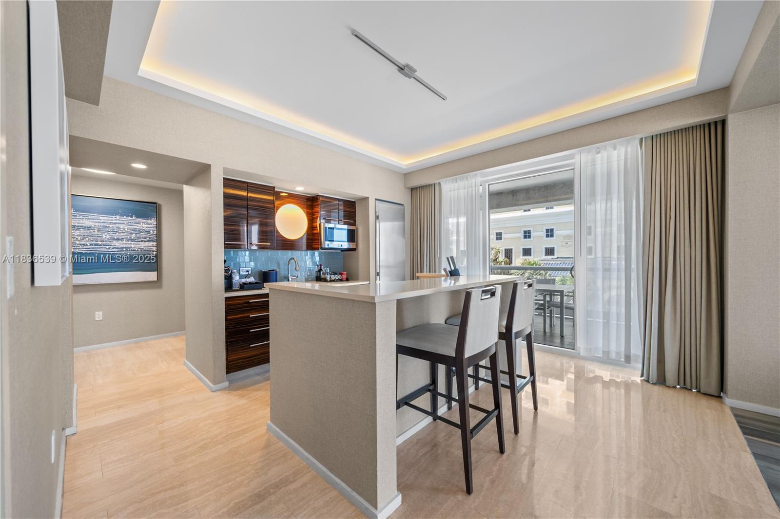 551 N Fort Lauderdale Beach Blvd Unit: R201