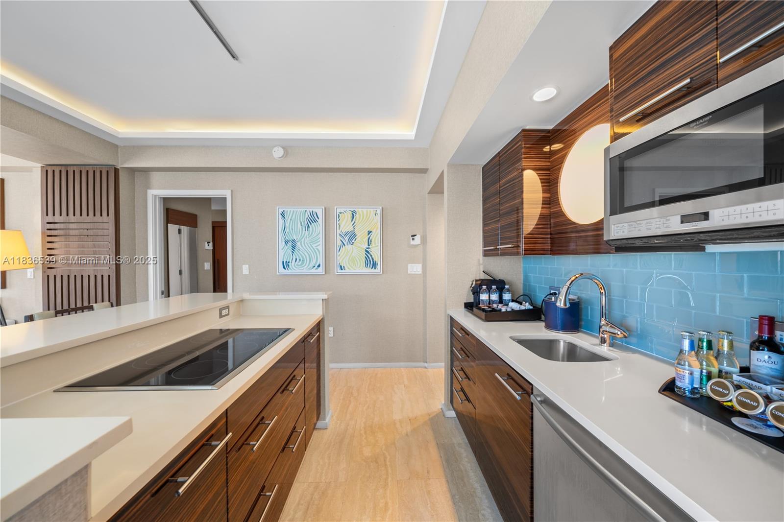 551 N Fort Lauderdale Beach Blvd Unit: R201